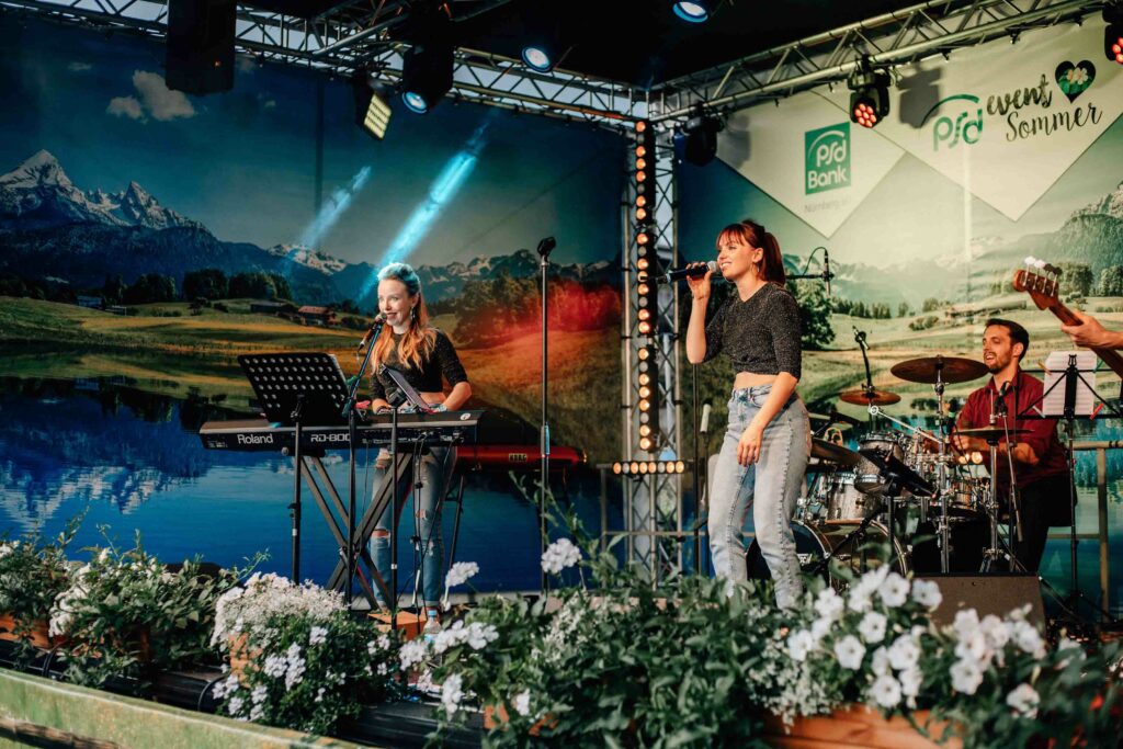 Die Zweii Bergbuehne Konzert